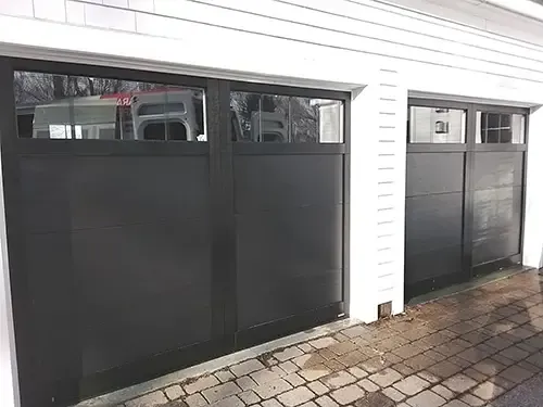 Garaga, 9' x 7', Eastman E-11, Black