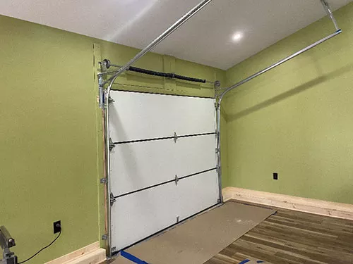 9' x 8' Amarr Classica Interior View