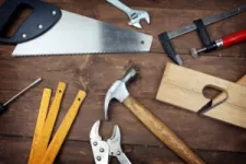 A Simple Guide to Building Your Low-Cost Garage Workbench